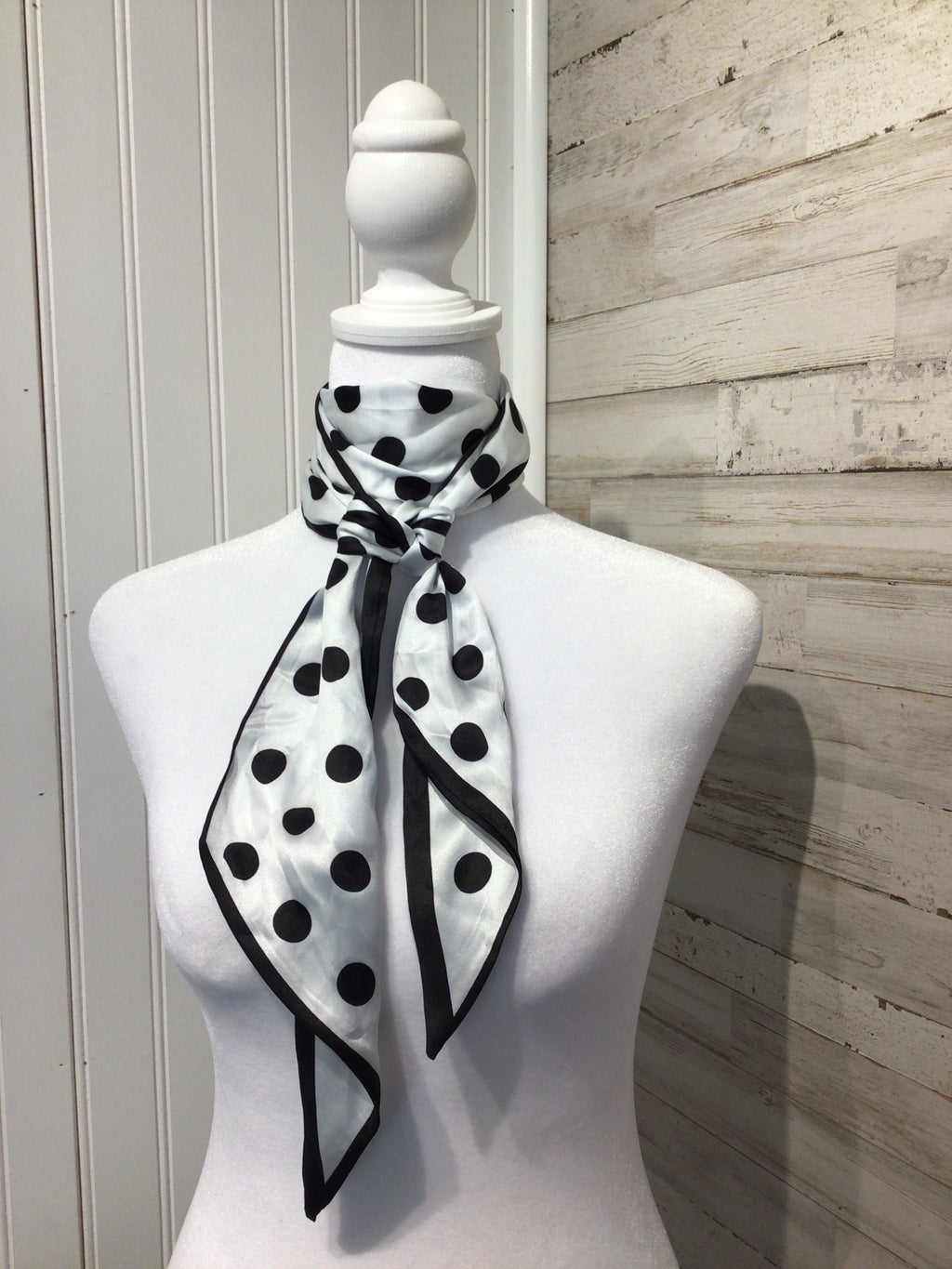 Thick Neck Wild Rag