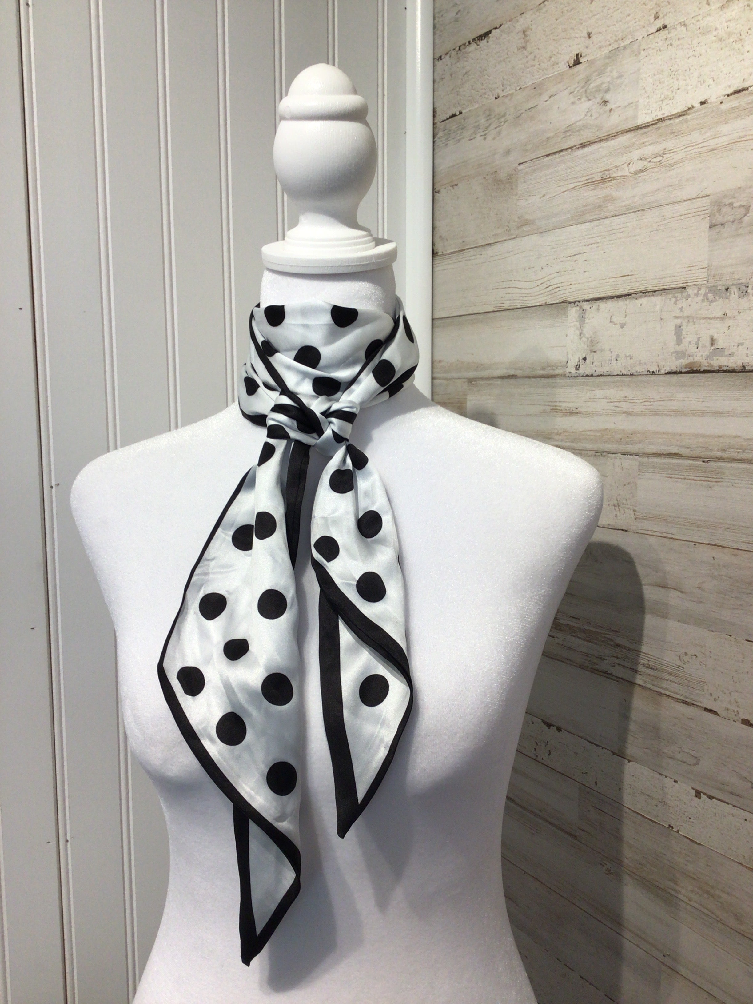 Thick Neck Wild Rag