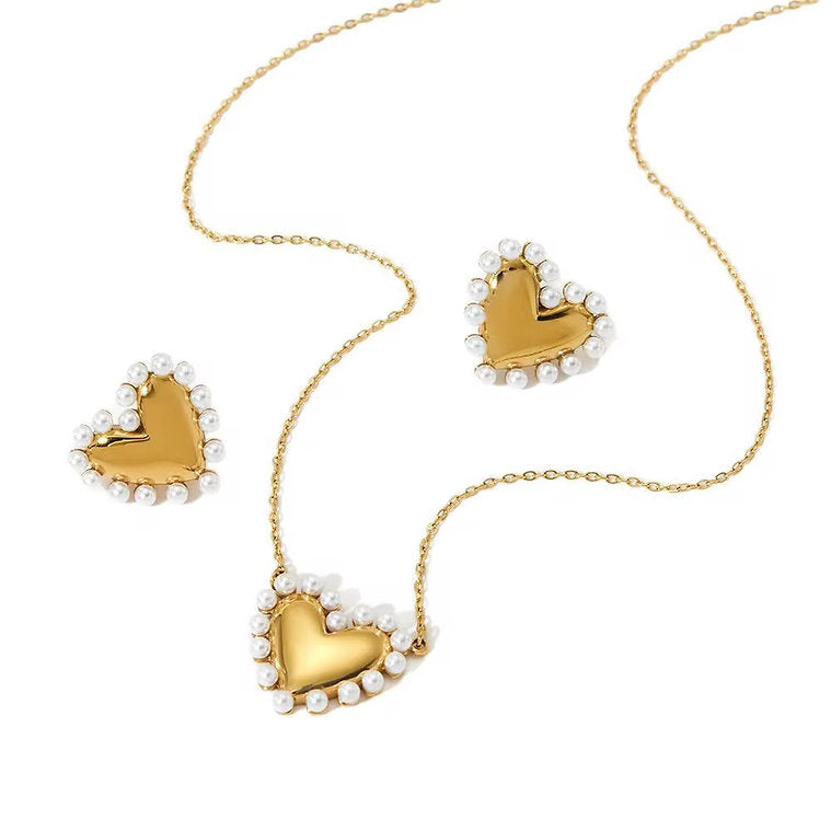 Pearl heart necklace